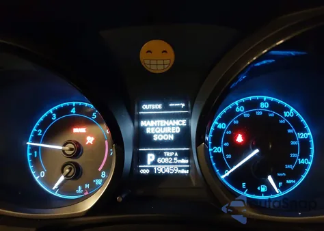 2014 Toyota Corolla S Plus z USA, uszkodzony, nr VIN 2T1BURHE8EC085345